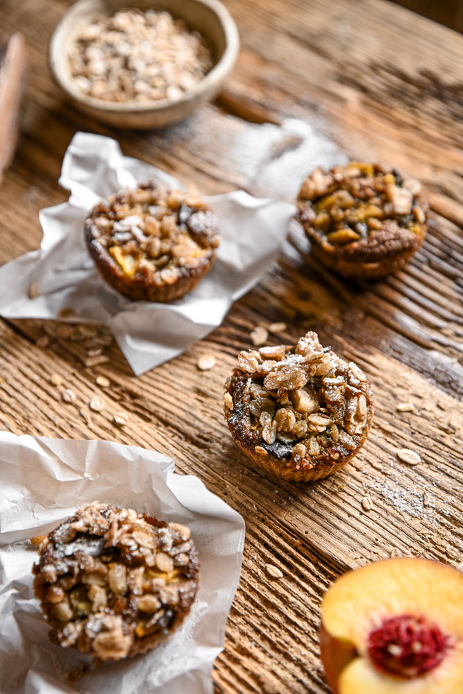 Żytnie muffinki z nektarynkami